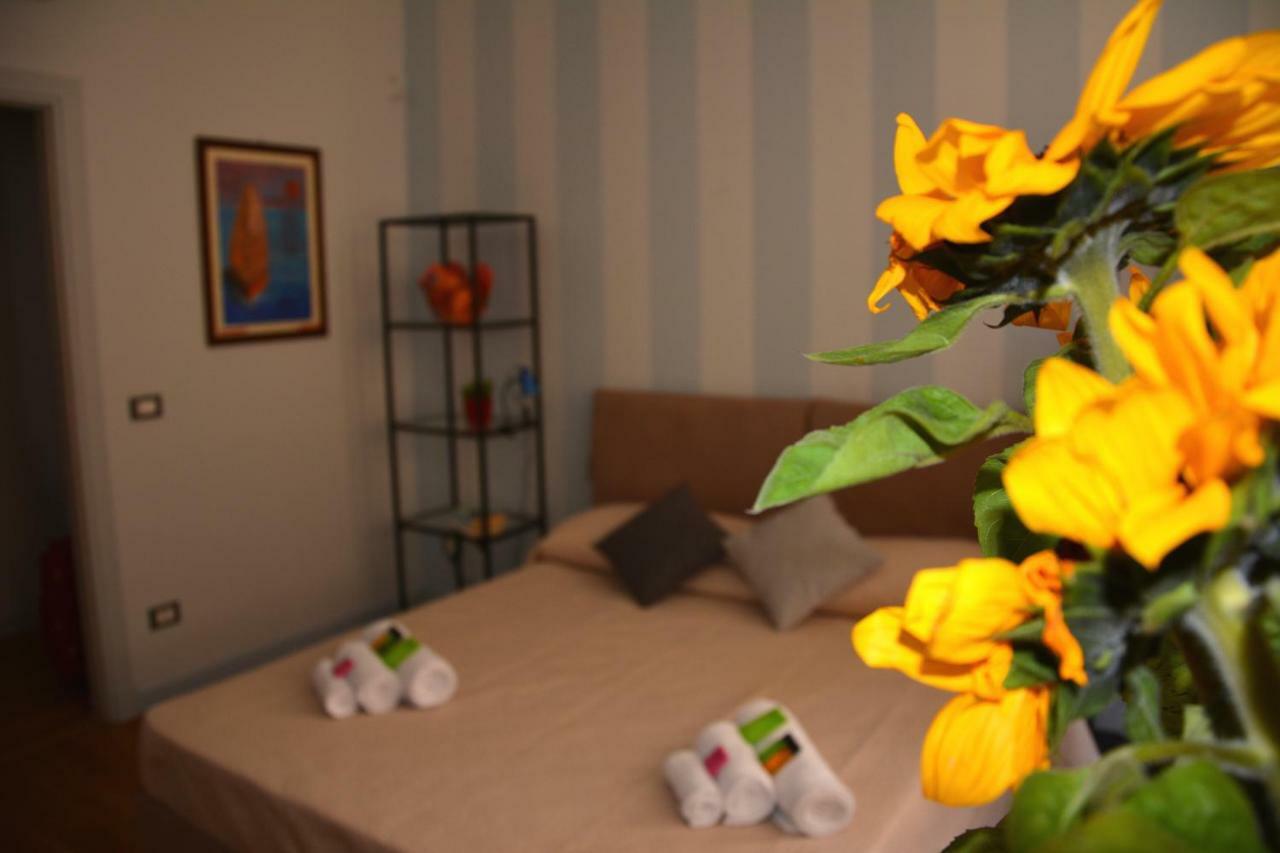 Apartamento Luci Della Citta Palazzo San Matteo Palermo Exterior foto